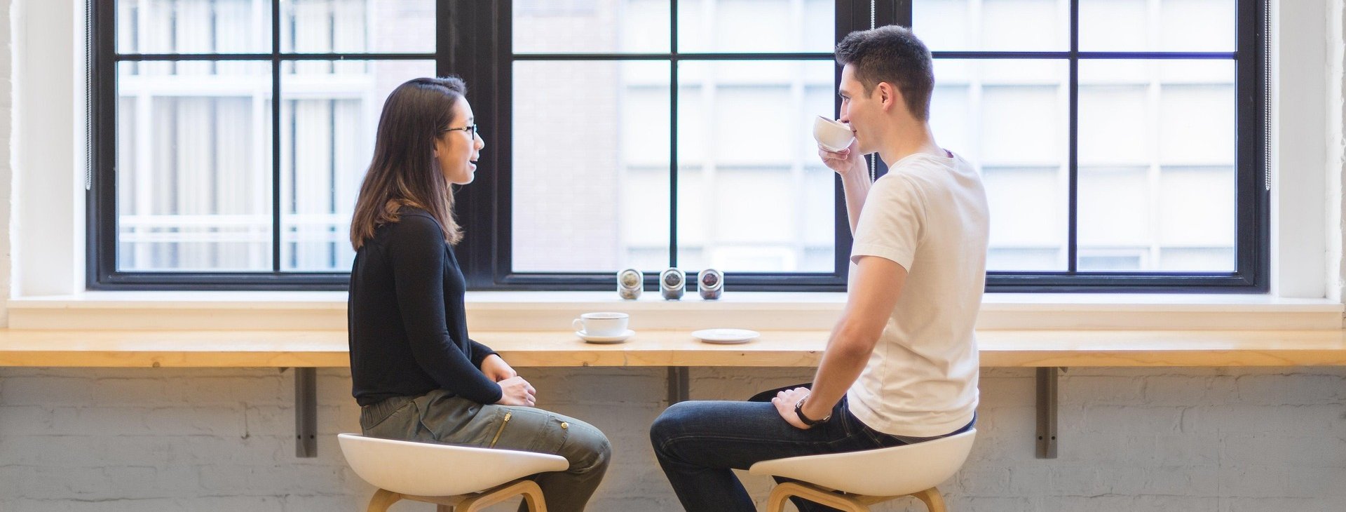 Einladung zum Speed-Dating-Event: Nachwuchstalente aus internationalen Studiengängen kennenlernen